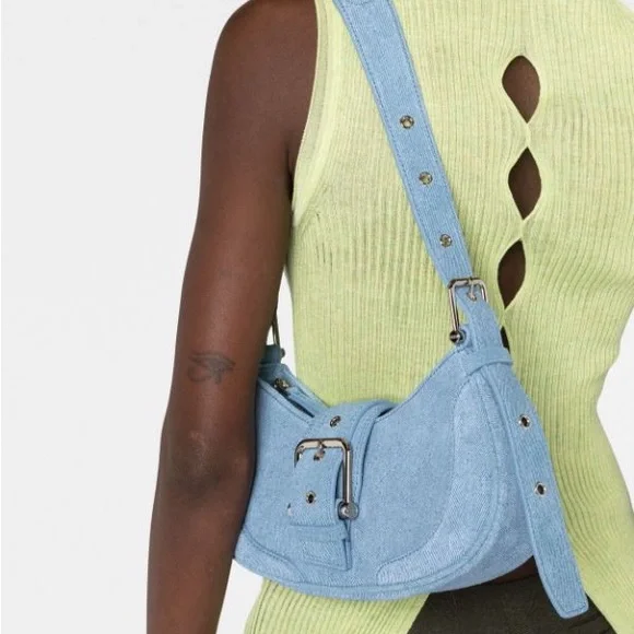 Osoi
decorative-buckle shoulder bag - Picture 2 of 10